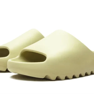 YEEZY SLIDE "Resin 2021"