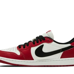 Jordan 1 Retro Low OG 'Chicago' 2025